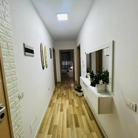 Διαμέρισμα Don Bosko Apartament *