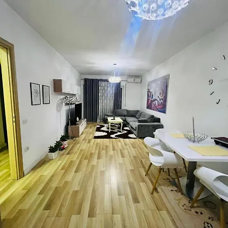 Don Bosko Apartament Διαμέρισμα Τίρανα