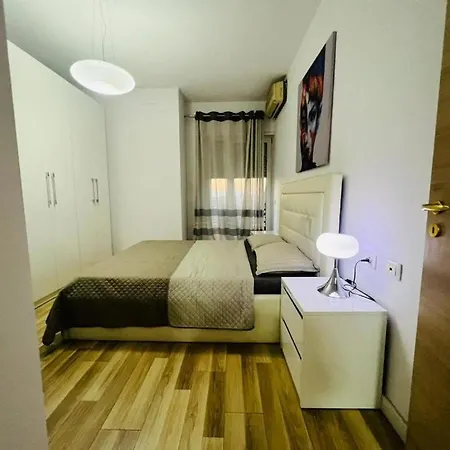 Don Bosko Apartament Τίρανα
